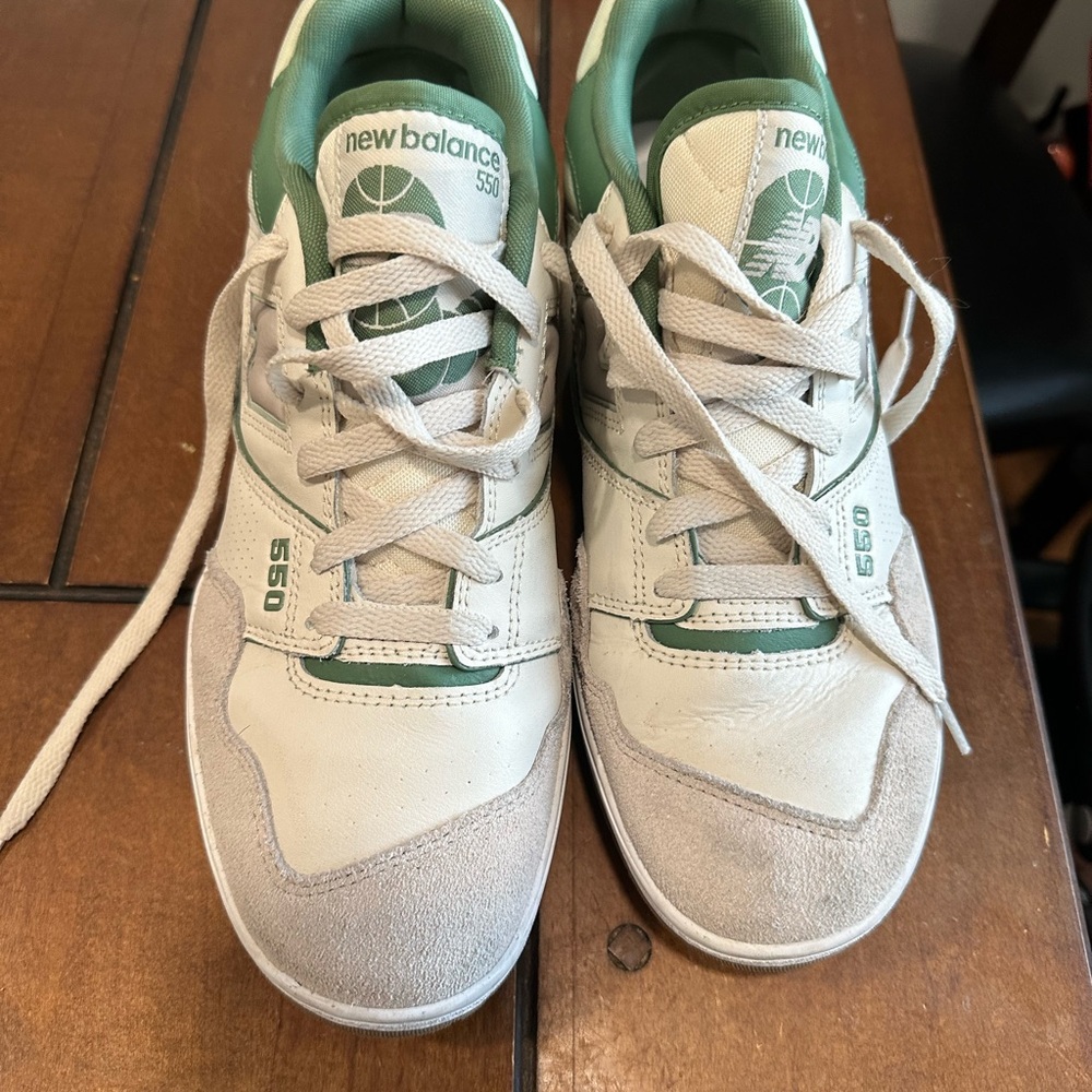 New Balance Men's 550 Green and Beige Sneakers - Picture 2 of 6